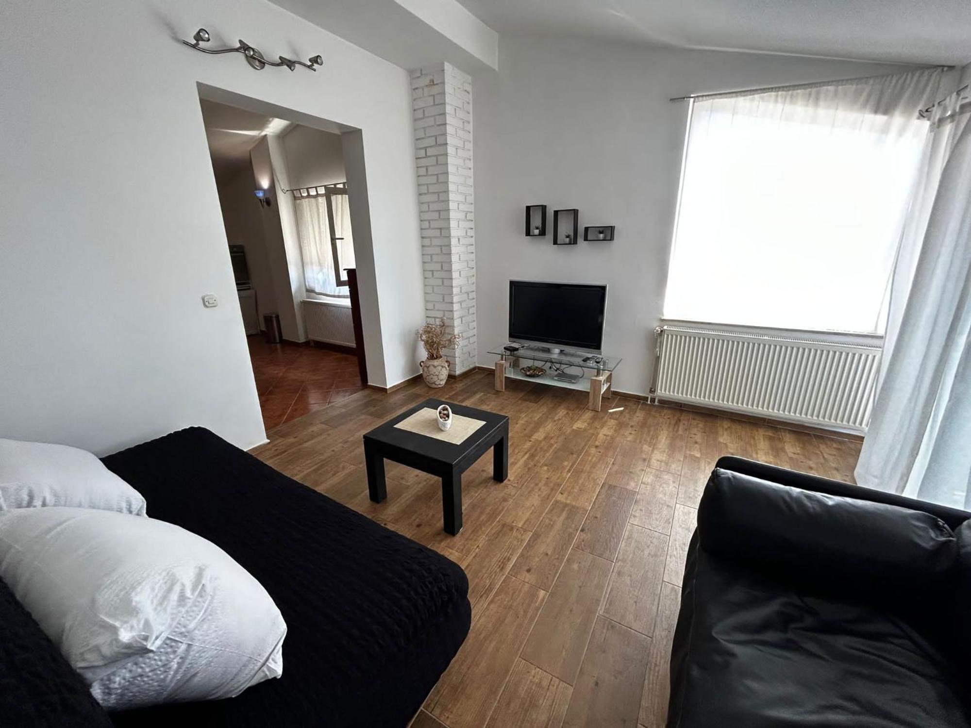 Apartments Petrovic Pirovac Exterior photo